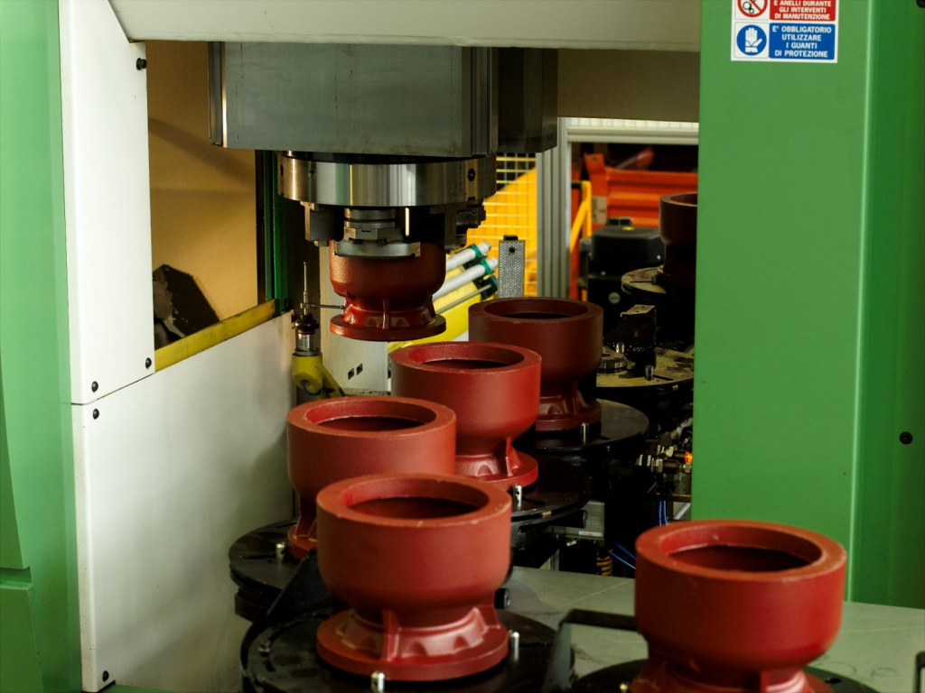 caprari_3.jpg caprari_3.jpg